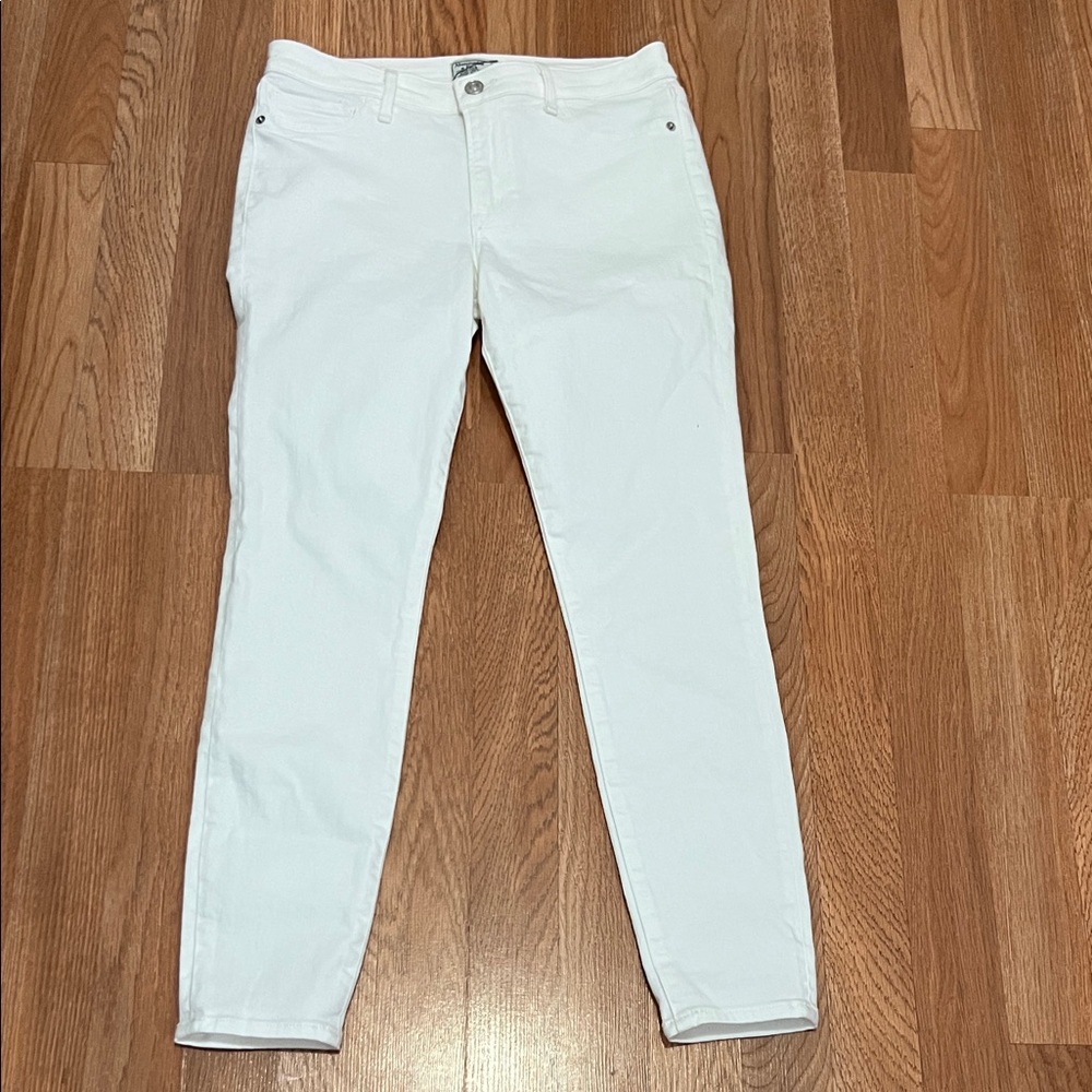 Abercrombie & Fitch White Harper Low Rise Super Skinny Jeans Sz 6/28